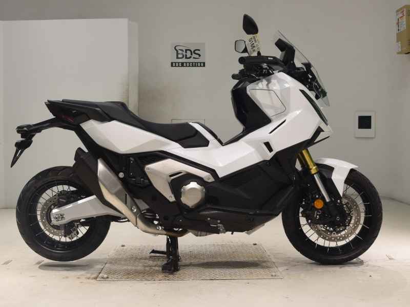 Honda X-Adv 750 2025