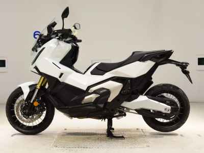 Honda X-Adv 750 2025