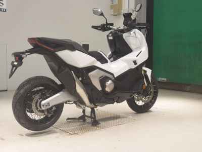 Honda X-Adv 750 2025