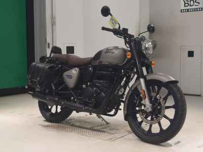 Royal Enfield Classic 350 2023