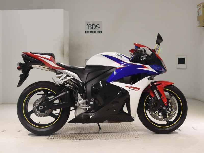 Honda CBR600RR 2011