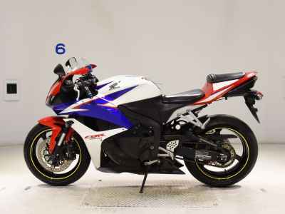 Honda CBR600RR 2011