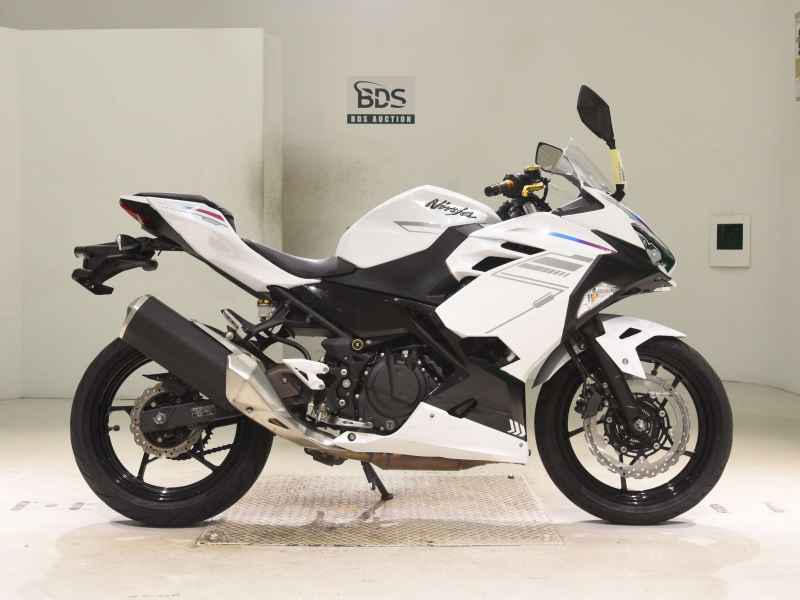 Kawasaki Ninja 400 2019