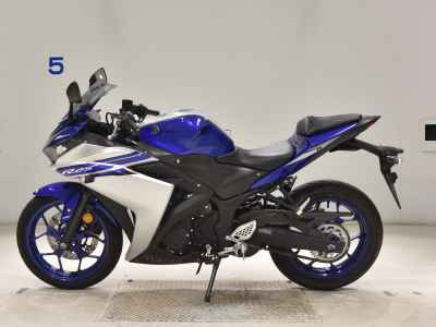 Yamaha YZF-R25 2016