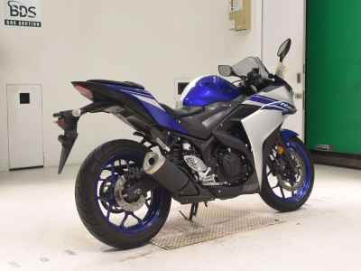 Yamaha YZF-R25 2016