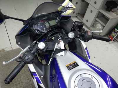 Yamaha YZF-R25 2016