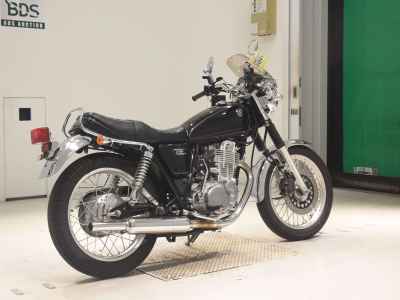 Yamaha SR400 2017
