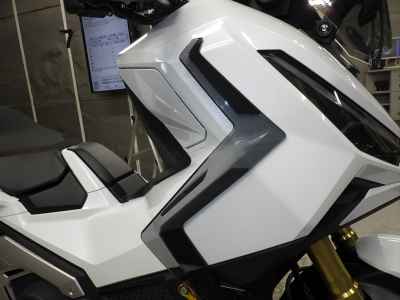 Honda X-Adv 750 2025