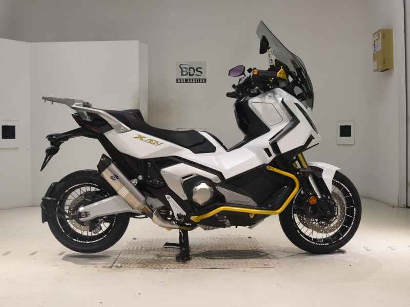 Honda X-Adv 750 2025