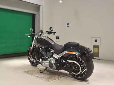 Harley-Davidson Breakout FXBR1920 2026