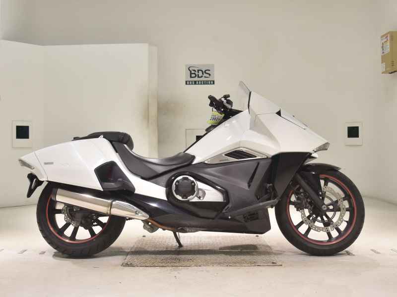 Honda NM4 Vultus Trike 2015