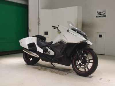 Honda NM4 Vultus Trike 2015