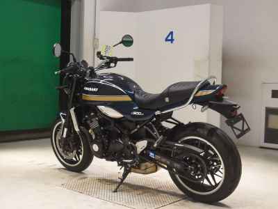 Kawasaki Z900RS 2023