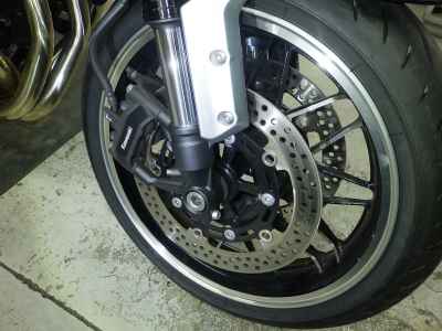Kawasaki Z900RS 2023