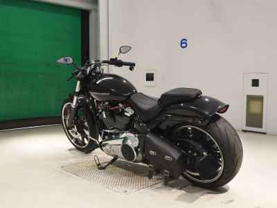 Harley-Davidson Breakout FXBRS1870 2021