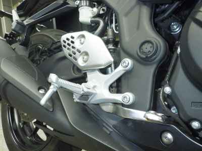 Yamaha YZF-R25 2021