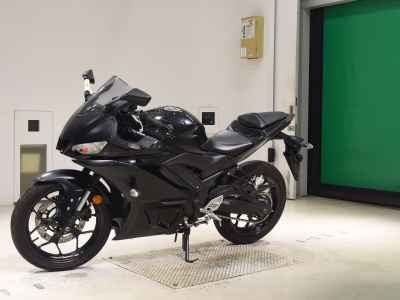 Yamaha YZF-R25 2021