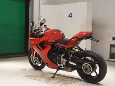 Ducati Supersport 950 S 2021