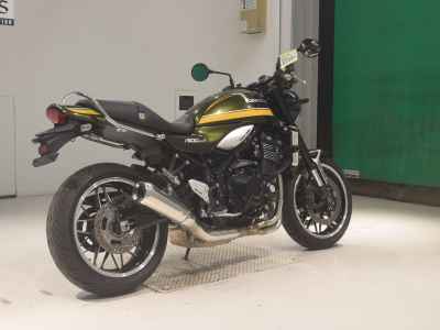 Kawasaki Z900RS 2021