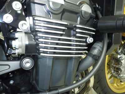 Kawasaki Z900RS SE 2025