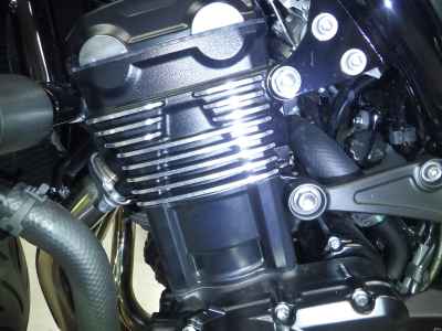Kawasaki Z900RS SE 2025