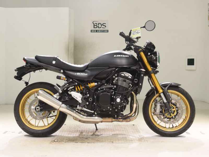Kawasaki Z900RS SE 2025