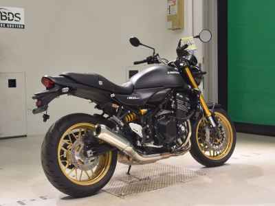 Kawasaki Z900RS SE 2025