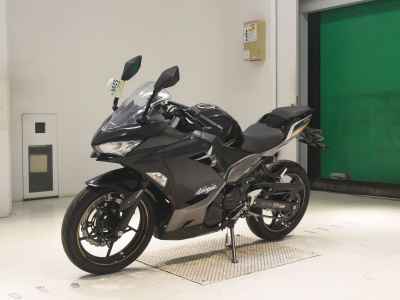 Kawasaki Ninja 400 2021
