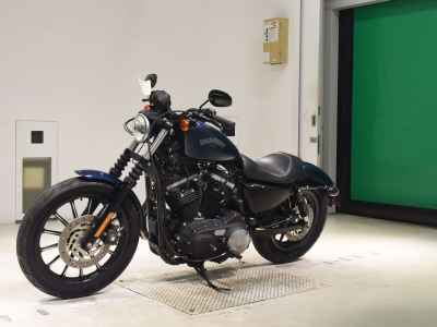 Harley-Davidson Sportster Iron XL883N 2013