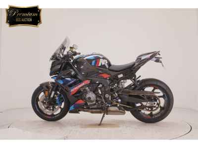 BMW M1000R 2023