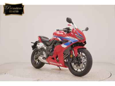 Honda CBR650R E-Clutch 2026