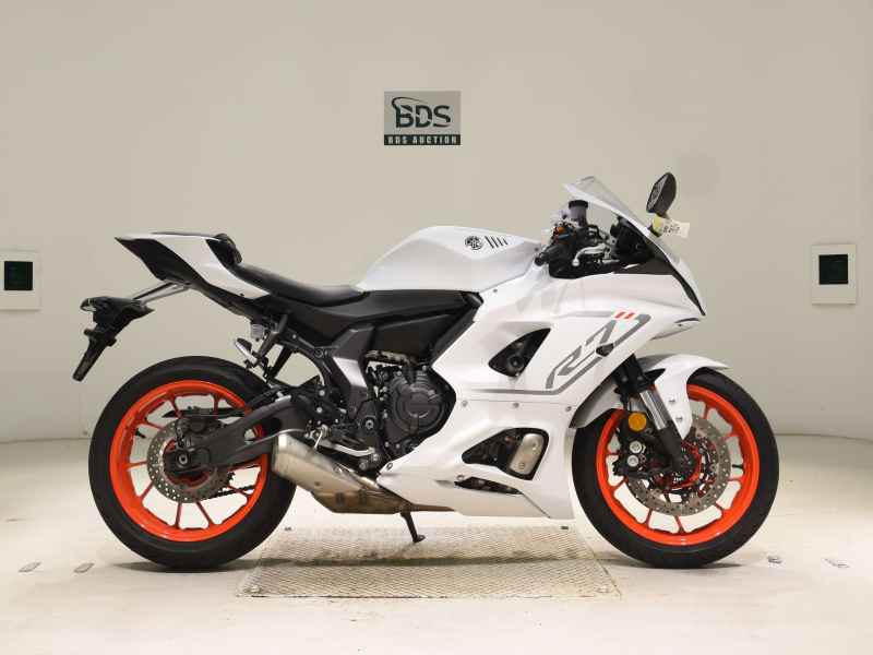 Yamaha YZF-R7 2023