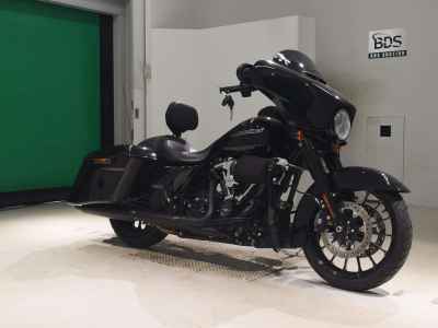Harley-Davidson Street Glide FLHXS1870 2019