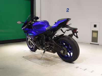 Yamaha YZF-R1 2024