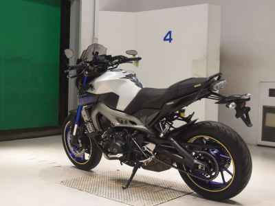 Yamaha MT-09 2015