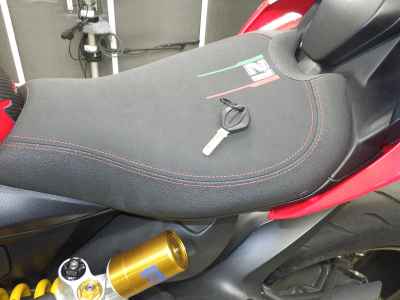 Ducati Panigale V2 Bayliss 2023