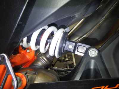 KTM 890 Duke R 2023