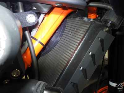 KTM 890 Duke R 2023