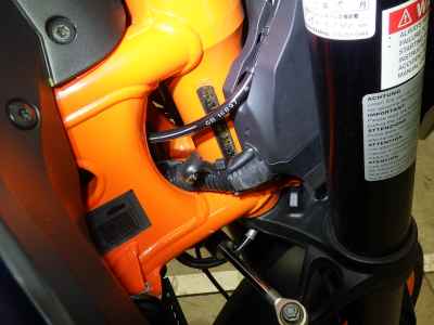 KTM 890 Duke R 2023