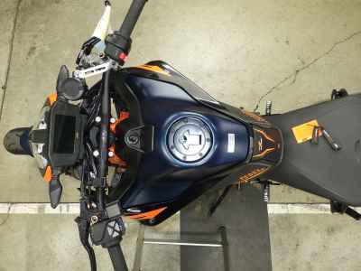 KTM 890 Duke R 2023