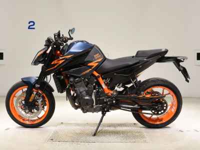 KTM 890 Duke R 2023