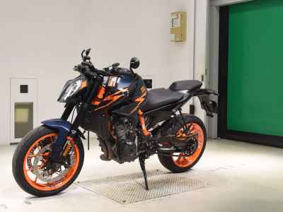 KTM 890 Duke R 2023
