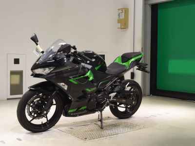 Kawasaki Ninja 400 2023