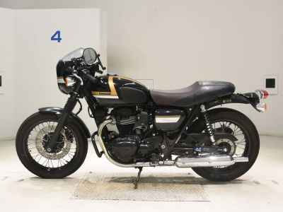 Kawasaki W800 2022