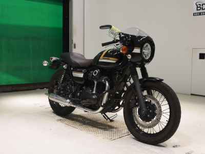 Kawasaki W800 2022
