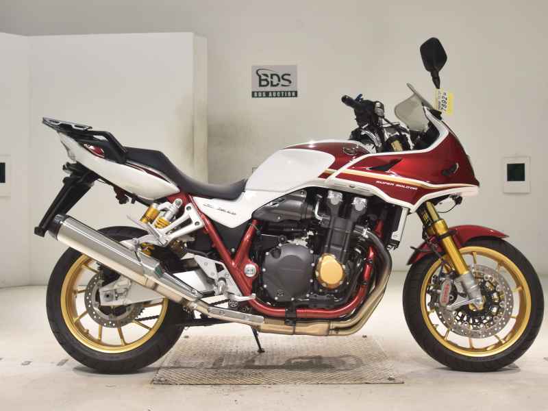 Honda CB1300 Super Boldor 2023