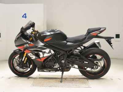 Suzuki GSX-R1000 2022