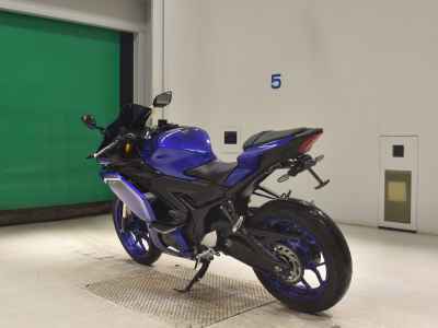 Yamaha YZF-R3 2025
