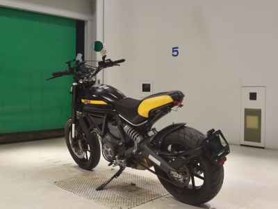 Ducati Scrambler Full Throttle 2015