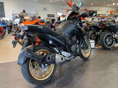 Yamaha FZS25 2023